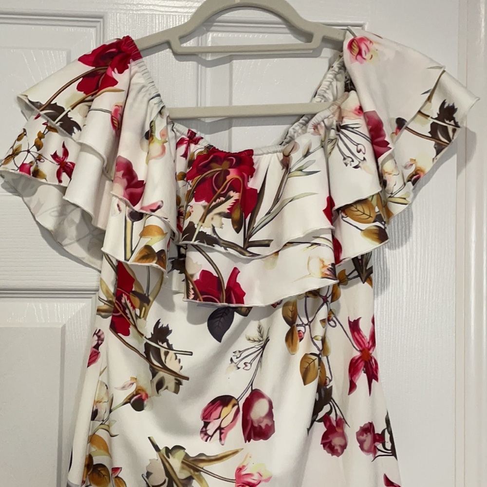 Floral Ruffle Off Shoulder Dress - Picture 2 of 7